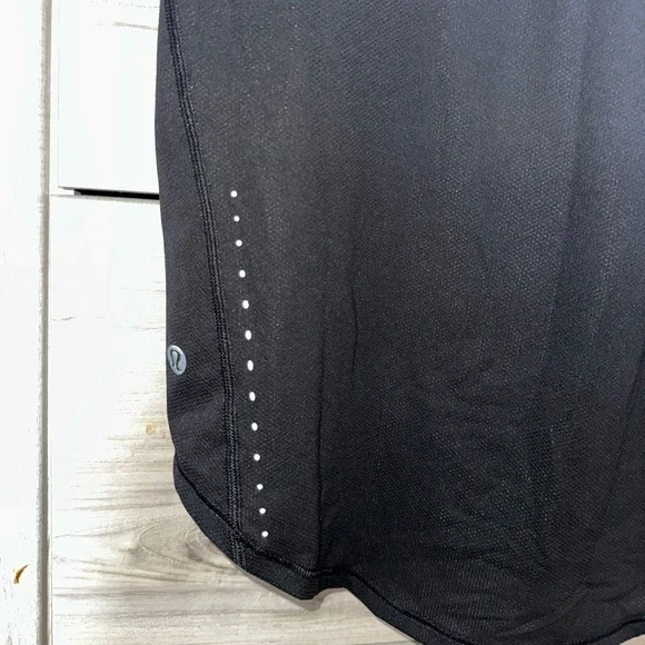 Lululemon High-Neck Running and Training T-Shirt - Picture 4 of 6